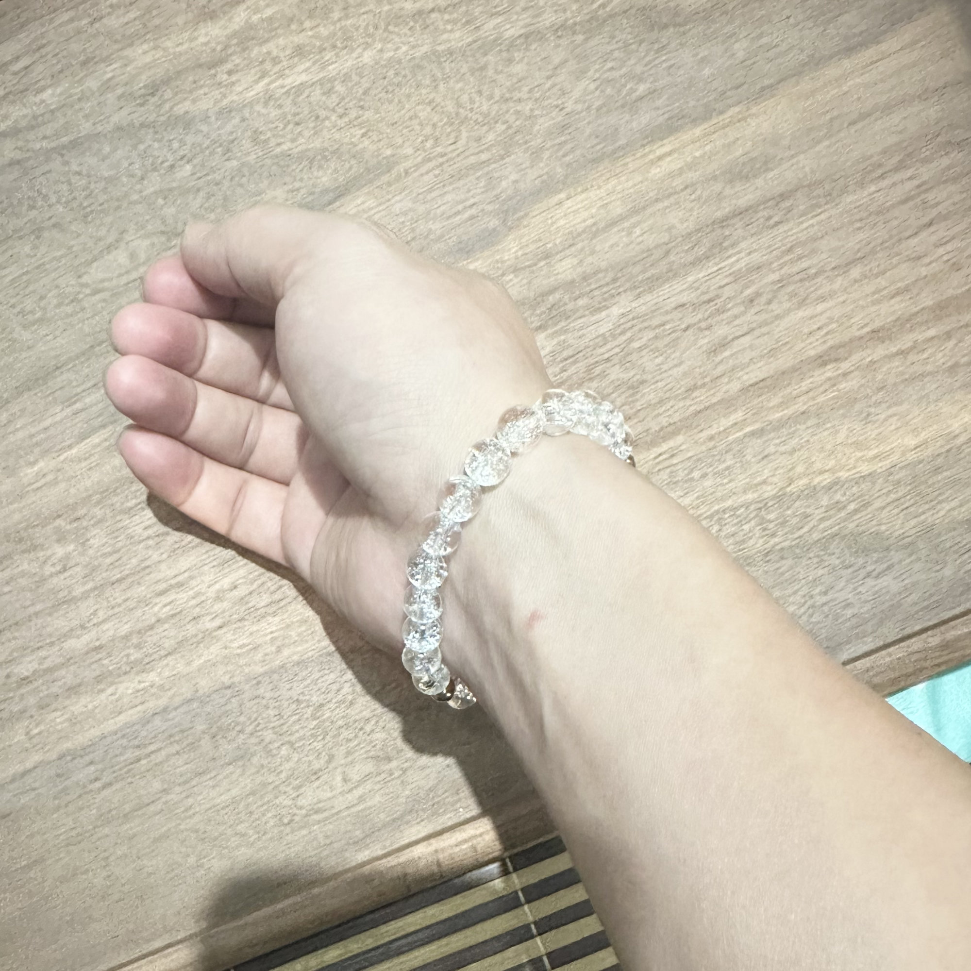 Clear Crackle Quartz bracelet rendering 1